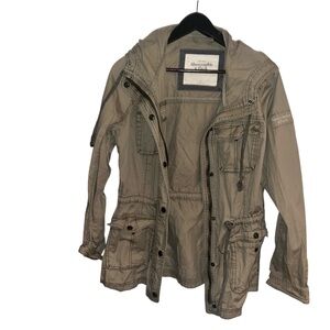 COPY - Abercrombie & Fitch Tan Utility Jacket